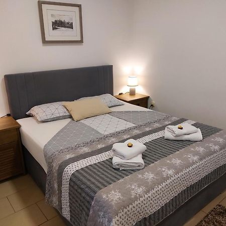Apartments Alexandra Целие Екстериор снимка